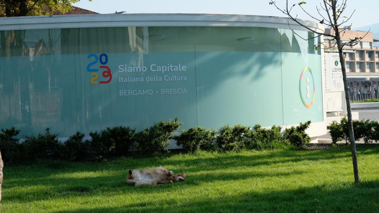 Nxt Station Deluxe Apartment Bergamo Exterior foto